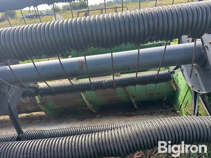 john-deere-216-image-19