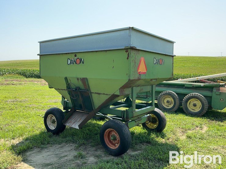 john-deere-1065-image-7