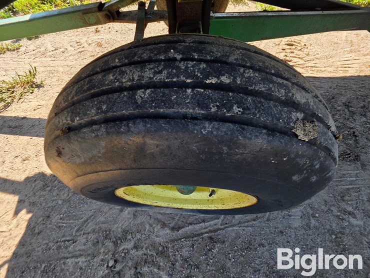 john-deere-716a-image-12