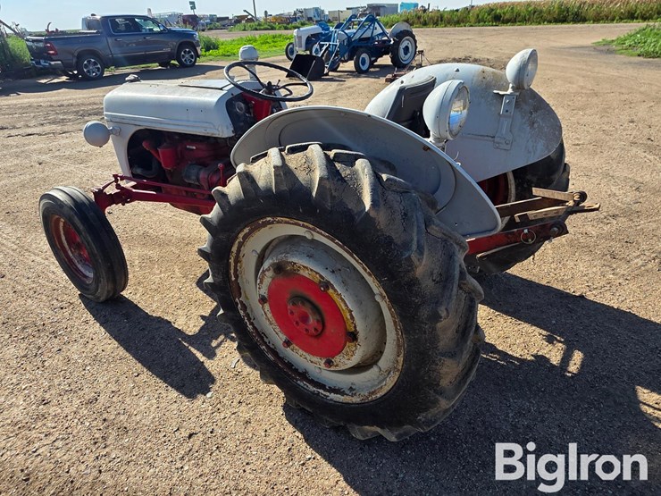 ford-8n-image-7