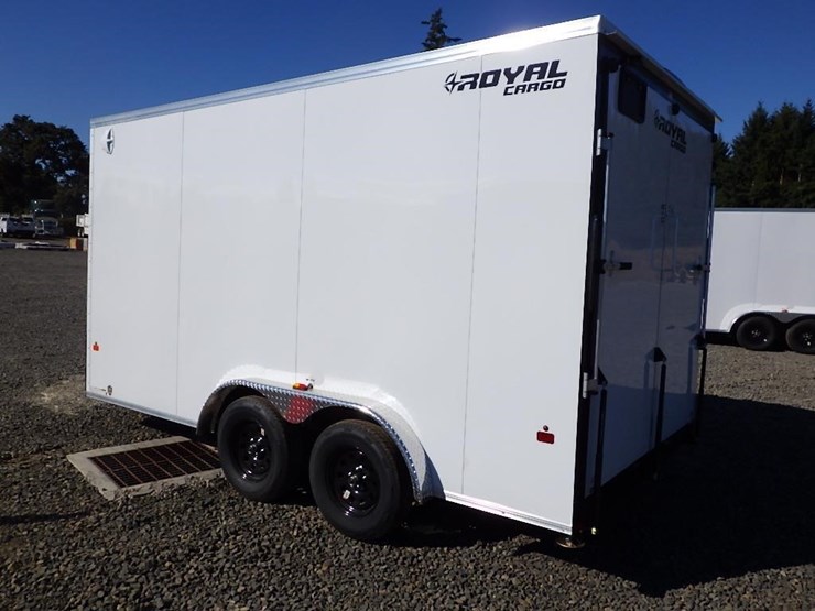 2027-royal-lcht35-7.516v-86-t/a-enclosed-trailer-image-3