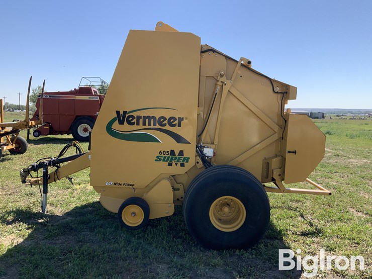 2014-vermeer-605sm-image-8