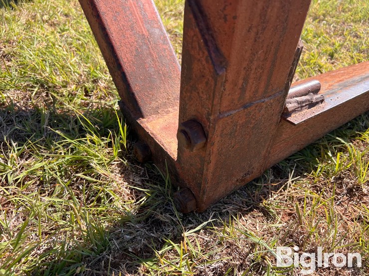 3-pt-bale-forks-image-17