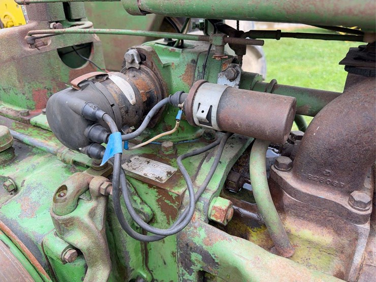 john-deere-b-image-21