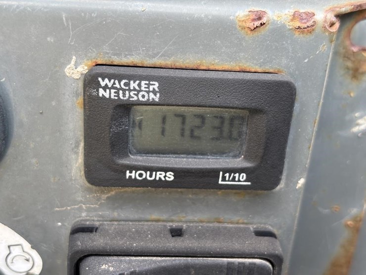 2013-wacker-neuson-crt60-66k-image-18
