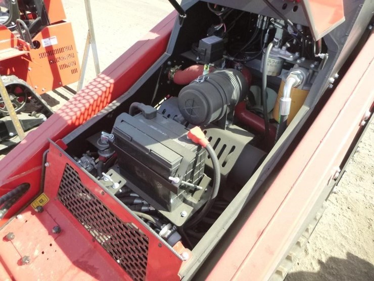 sdlool-1050k-skid-steer-track-loader-image-15