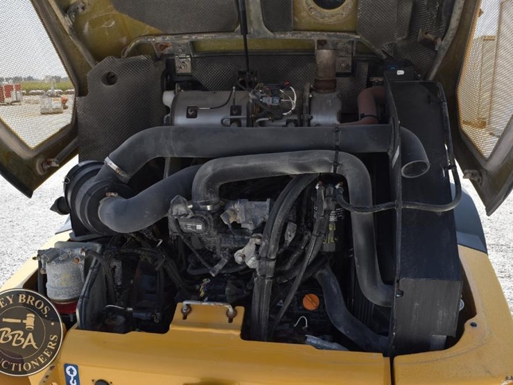 2024-deere-204-g-tier-image-31