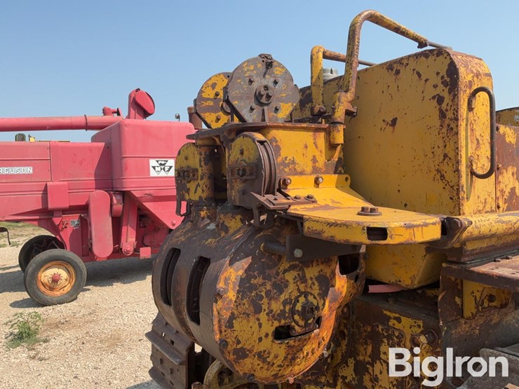 1947-caterpillar-d8-image-16