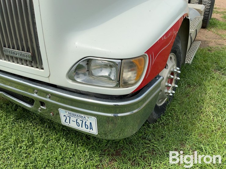 2000-international-9200i-image-9