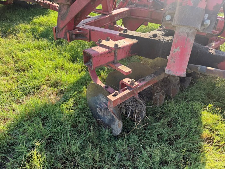 massey-ferguson-820-image-28