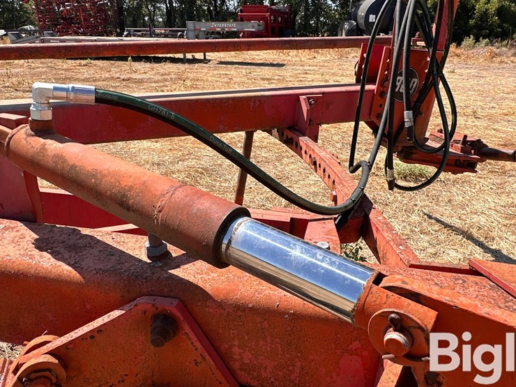 massey-ferguson-880-image-15