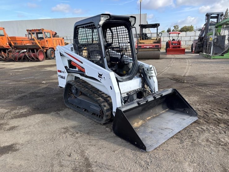 2020-bobcat-t450-image-2
