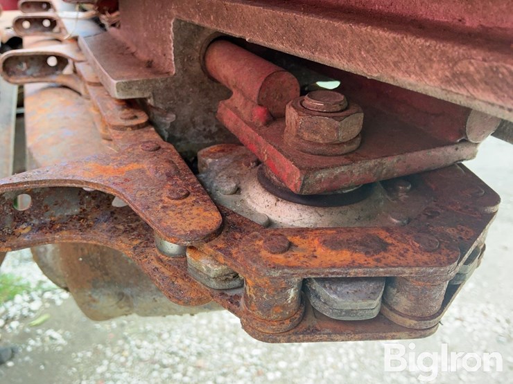 case-ih-1063-image-12