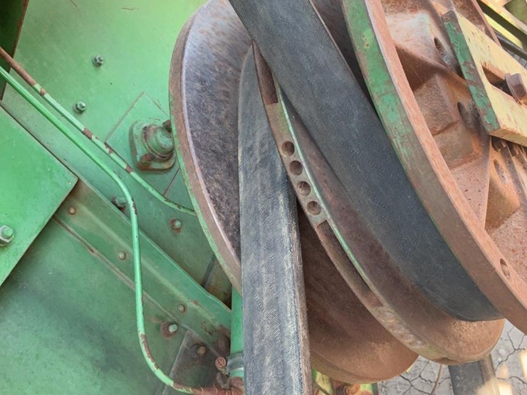 1969-john-deere-105-image-17