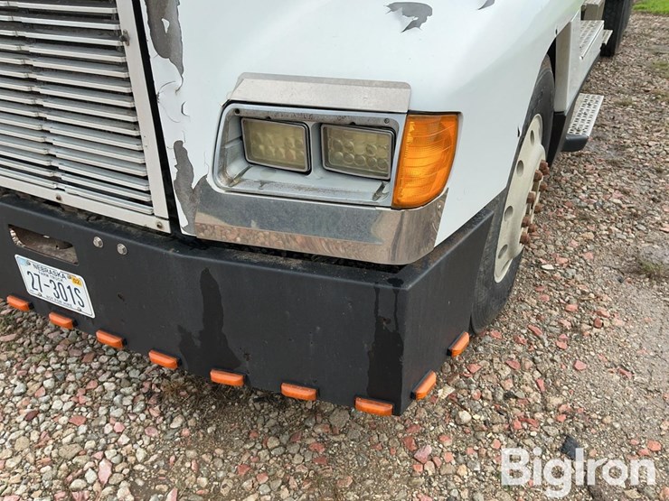 1992-freightliner-fld120-image-9