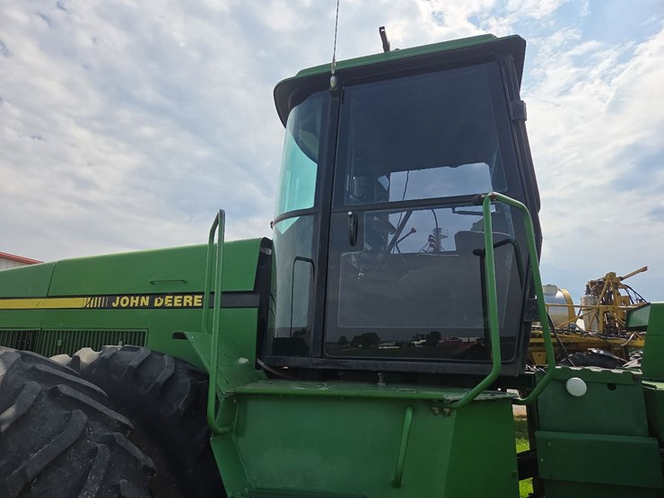 john-deere-8760-image-33