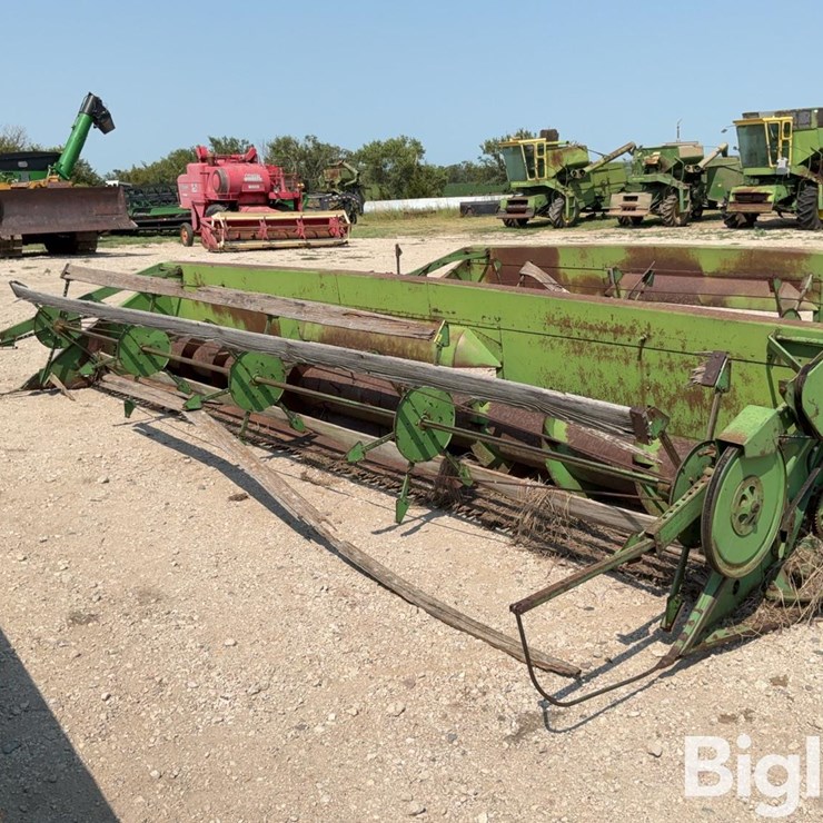 JOHN DEERE 20