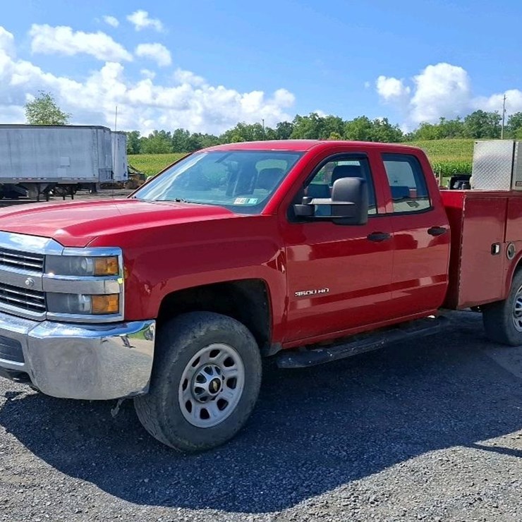 2015 CHEVROLET 3500