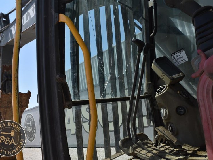 2008-volvo-ec240cl-image-97