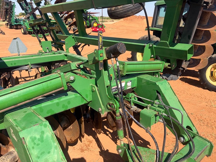 john-deere-637-image-4