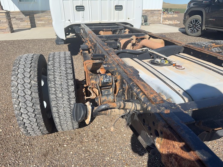 2011-ford-f550-image-14