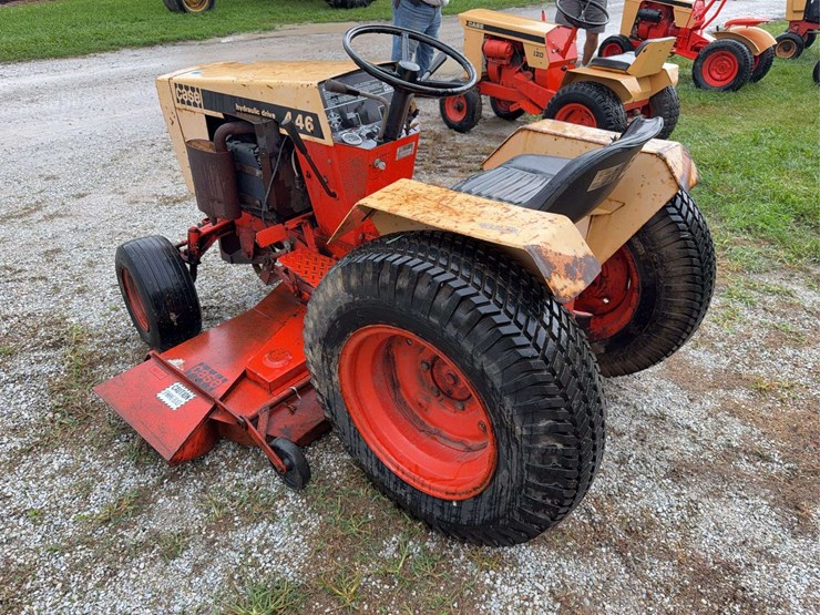 case-446-garden-tractor-image-3