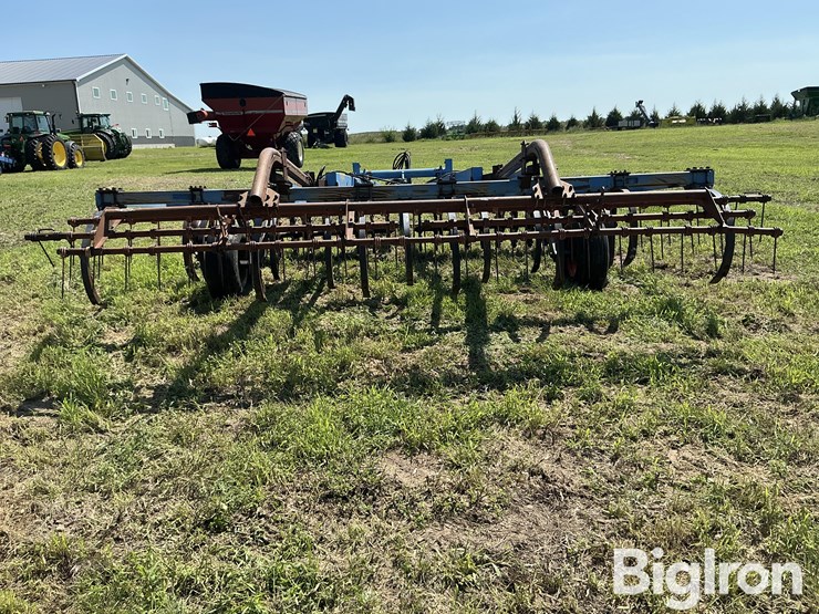 dmi-colter-champ-ii-chisel-plow-image-6