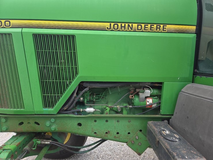 john-deere-7600-image-11