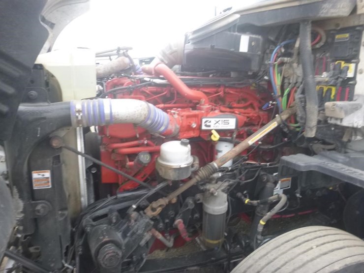 2020-kenworth-t680-image-22