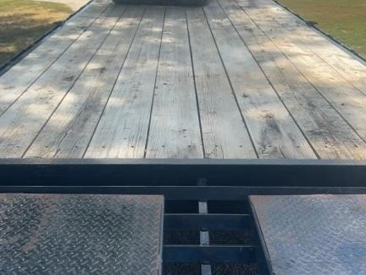2021-gooseneck-load-trail-image-4