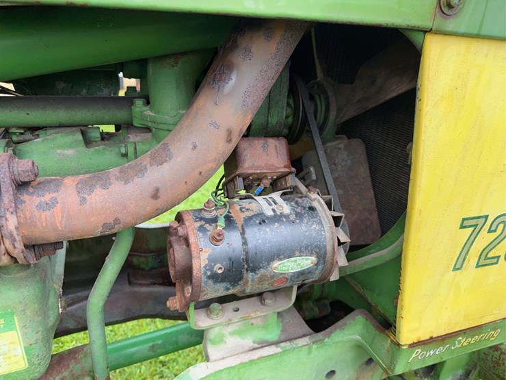 john-deere-720-image-22