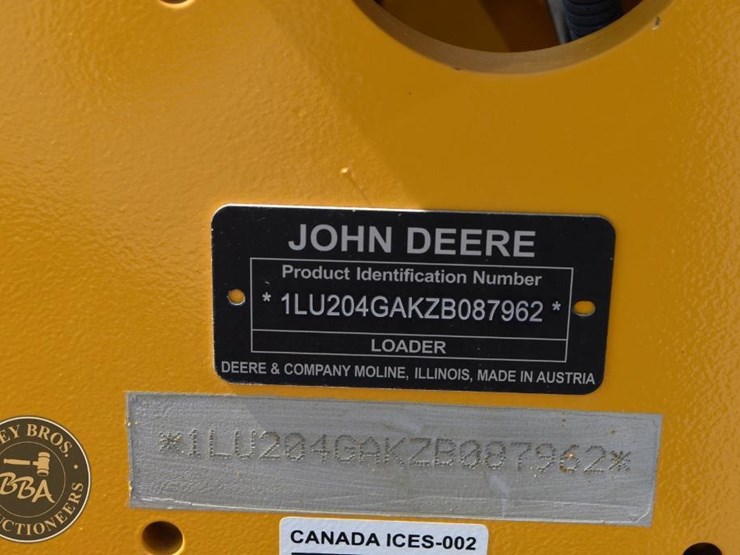 2024-deere-204-g-tier-image-28