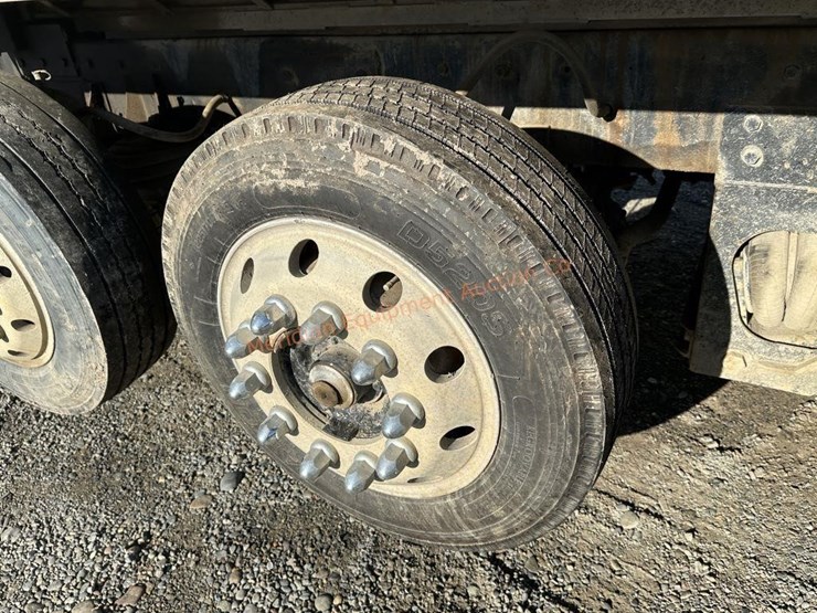 2000-kenworth-t800-image-18