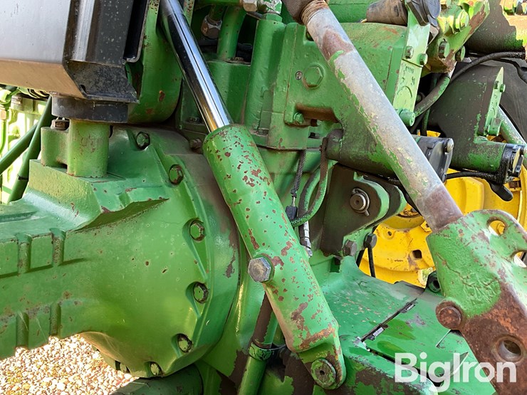 1987-john-deere-4650-image-16