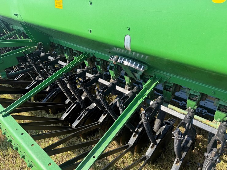 john-deere-8000-image-27