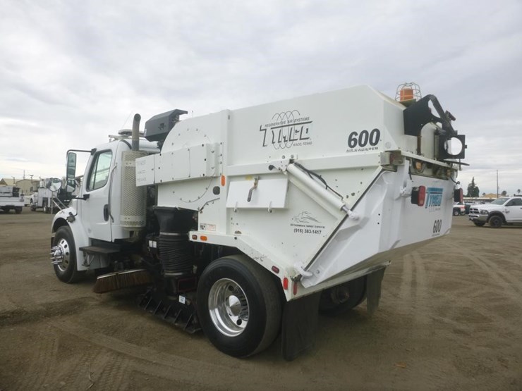 2014-tymco-600-image-4