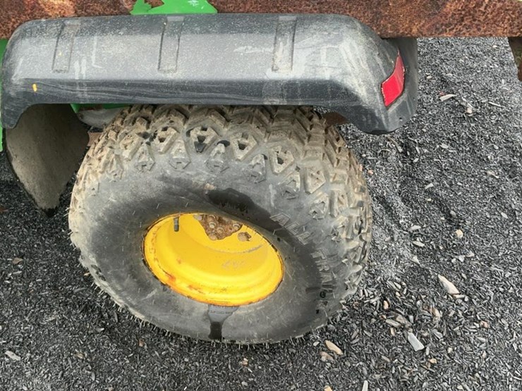 john-deere-gator-image-44