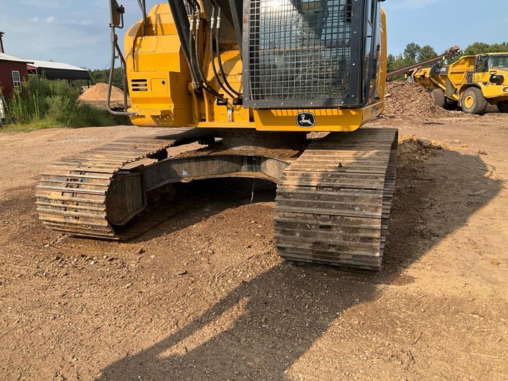 2023-john-deere-245-image-20