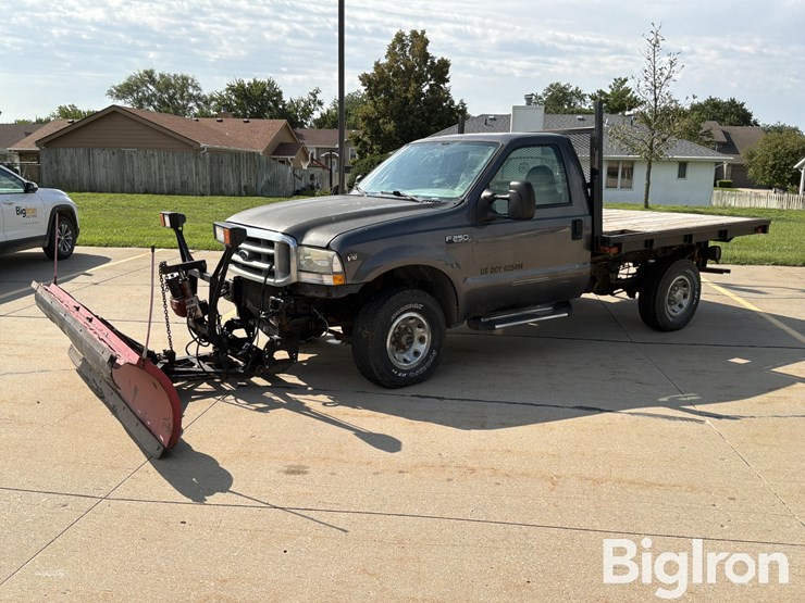 2004-ford-f250-xlt-image-1