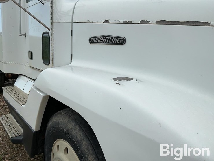 1992-freightliner-fld120-image-14