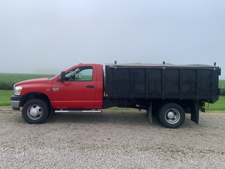 2007-dodge-ram-3500-image-2
