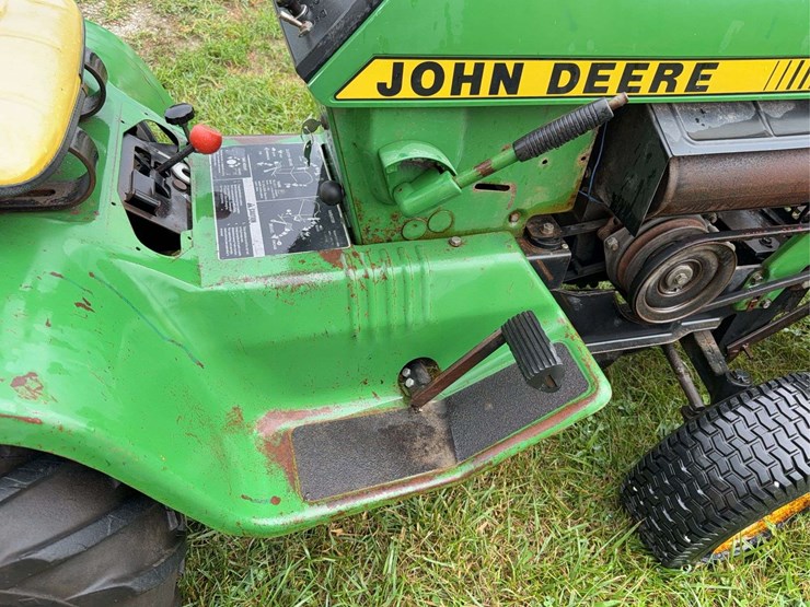 john-deere-214-image-18