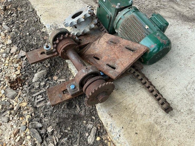 #161-•-speed-reducer-and-parts-image-10