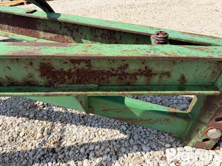 john-deere-100-image-10