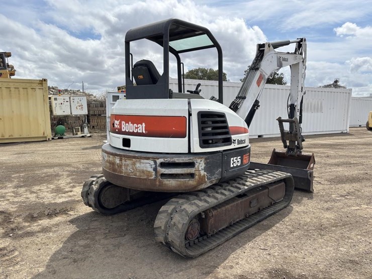 2019-bobcat-e55-image-3
