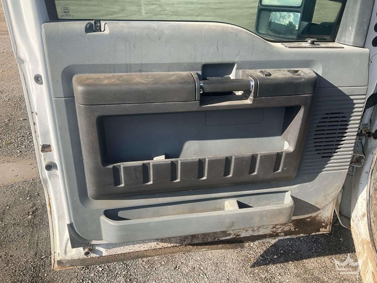 2016-ford-f250-image-12