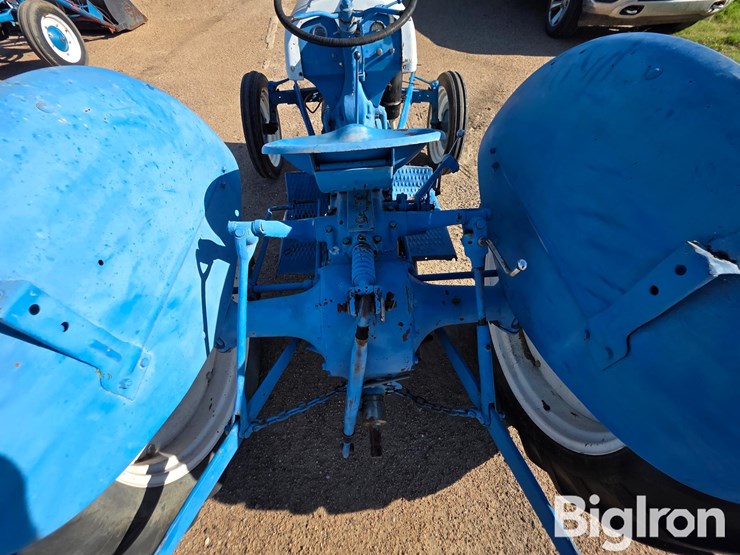 ford-8n-image-11