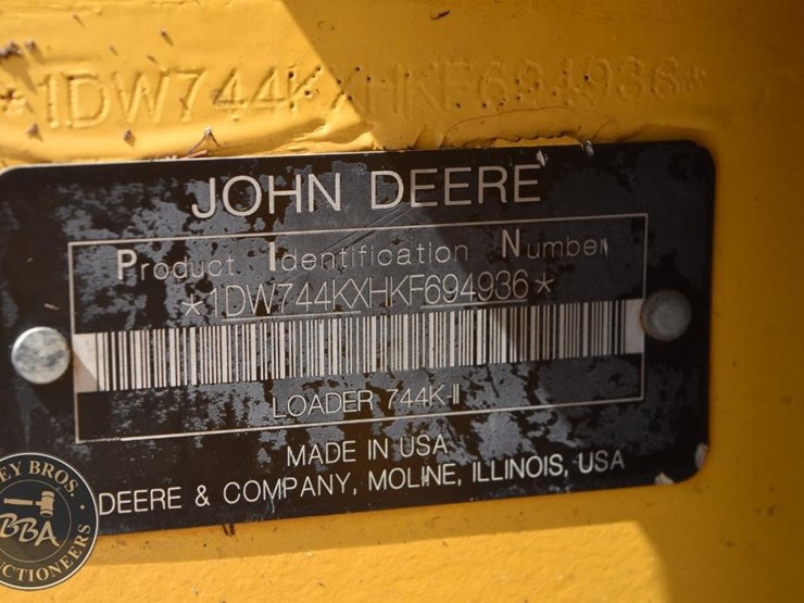 2019-deere-744kii-image-30