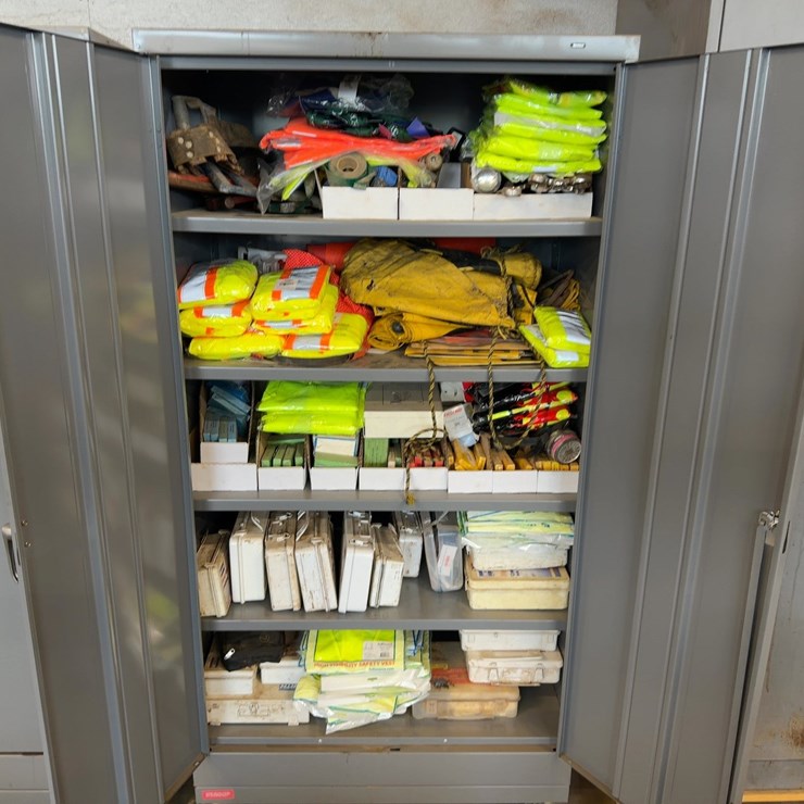 ROLLING STORAGE CABINET