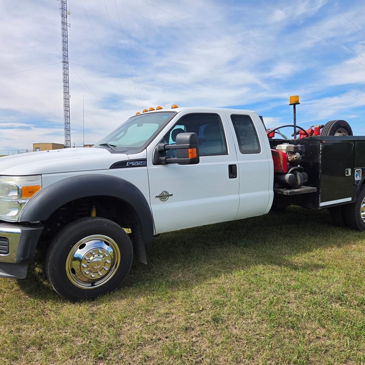 2013 FORD F550